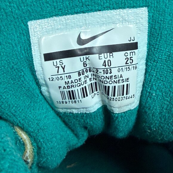 Nike Air Max Speed Turf GS Youth Athletic Basketball Shoes Size 7 - Picture 8 of 8